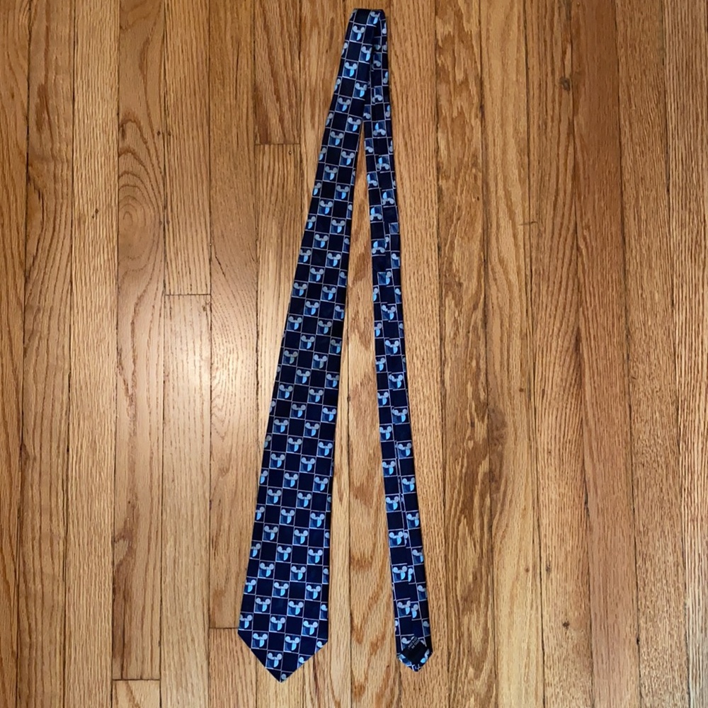 Mickey Mouse tie - Picture 3 of 4